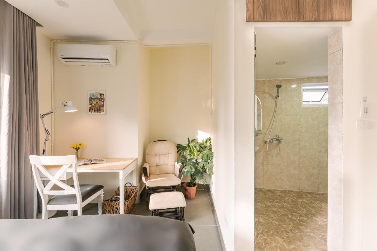 Delapong Homestay - 50M To Hoan Kiem Lake Ханой Екстер'єр фото